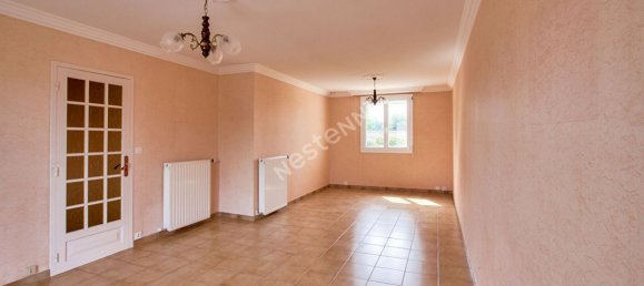 Casa de 3 dormitorios en Cotes-d'Armor, France No. 285899 2