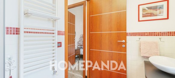 3 rooms Apartment in Genoa, Italy No. 149240 19