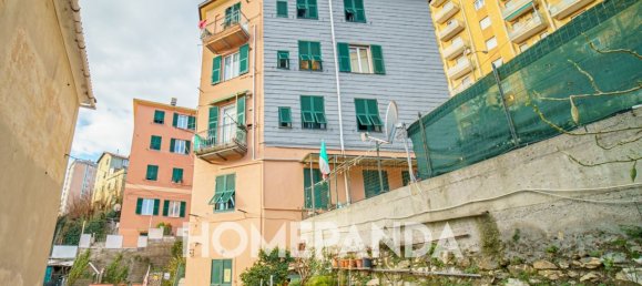 3 rooms Apartment in Genoa, Italy No. 149240 3