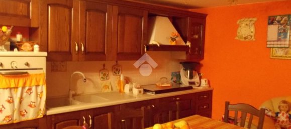 3-Zimmer Haus in Mendicino, Italy, Nr. 92640 4