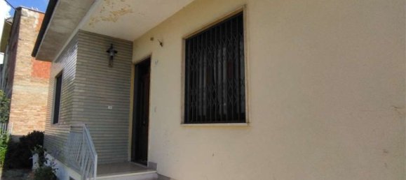 4 rooms Villa in Montemarzino, Italy No. 280427 8