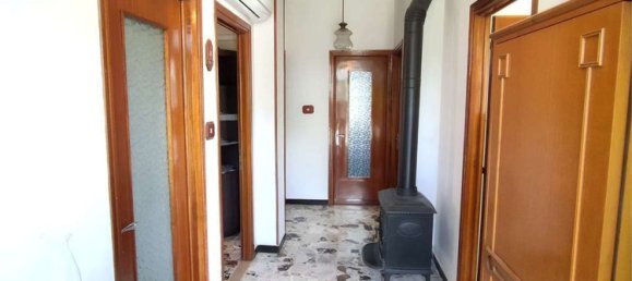 4 rooms Villa in Montemarzino, Italy No. 280427 9
