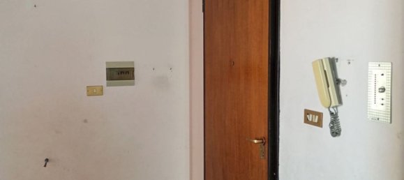 4 غرف نوم شقة في Reggio Calabria, Italy رقم 323812 3