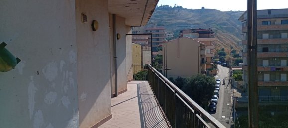 4 غرف نوم شقة في Reggio Calabria, Italy رقم 323812 8