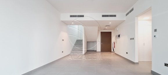 4 bedrooms Villa in Yas Island, UAE No. 29696 2