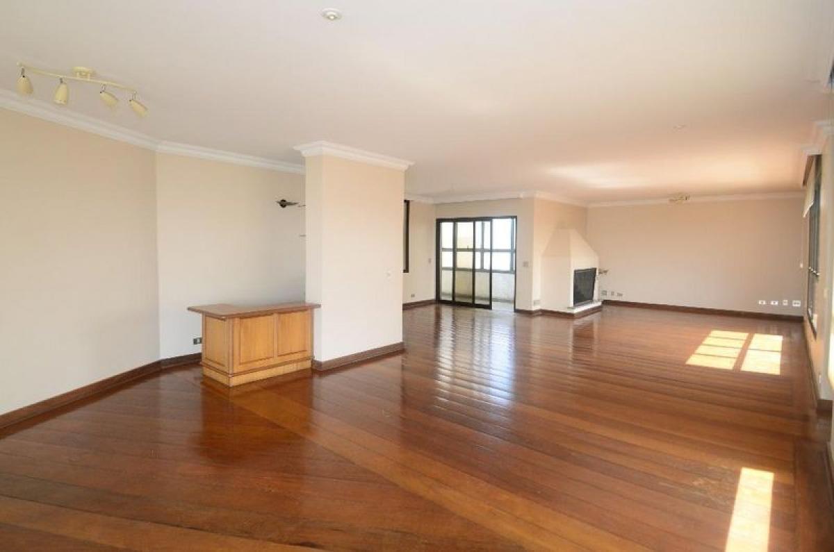 Дом с 6 спальнями в Сан-Паулу, Бразилия № 483547