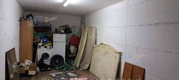 2 rooms Apartment in Rome, Italy No. 198814 20