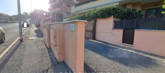 2 rooms Apartment in Rome, Italy No. 198814 13