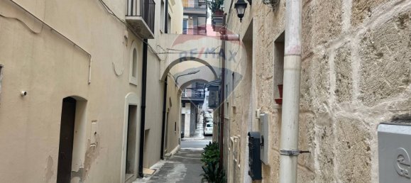 Casa de 2 habitaciónes en Triggiano, Italy No. 111132 2