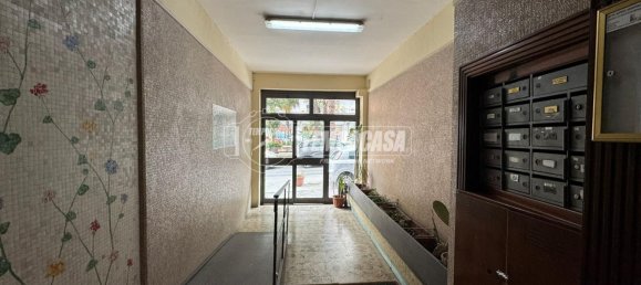 2 bedrooms Apartment in Naples, Italy No. 348680 7