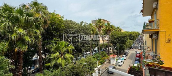 2 bedrooms Apartment in Naples, Italy No. 348680 12