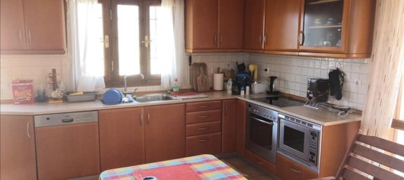 4 bedrooms Villa in Loutraki, Greece No. 1405 9