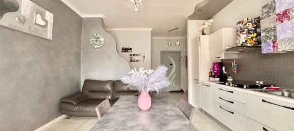 2-Zimmer Wohnung in Naples, Italy, Nr. 35289 4