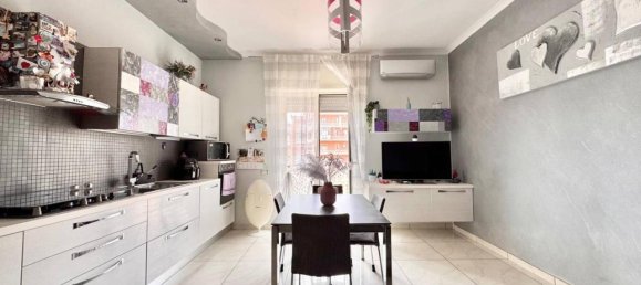 2-Zimmer Wohnung in Naples, Italy, Nr. 35289 5