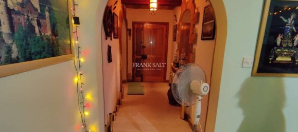 3 Schlafzimmer Maisonette-Wohnung in Mtarfa, Malta, Nr. 1428 7