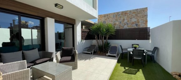 3 غرف نوم منزل في Alicante, Spain رقم 188704 10