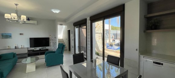 3 غرف نوم منزل في Alicante, Spain رقم 188704 2