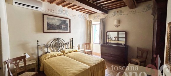 4 rooms Apartment in Pitigliano, Italy No. 199661 20