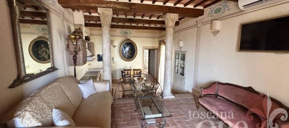 4 rooms Apartment in Pitigliano, Italy No. 199661 2