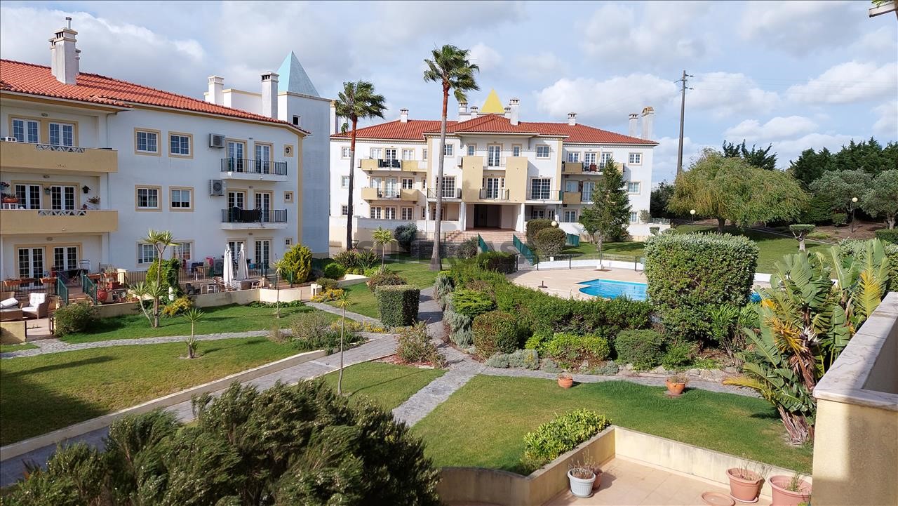 4 bedrooms Apartment in Sintra, Portugal No. 351765