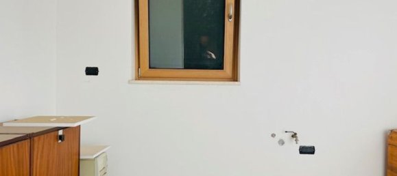 Дом с 5 комнатами в Сан Вито деи Норманни, Италия № 84134 26