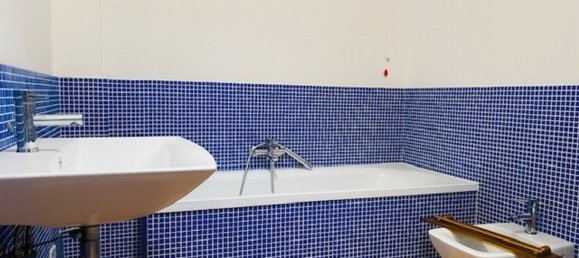 Дом с 5 комнатами в Сан Вито деи Норманни, Италия № 84134 19