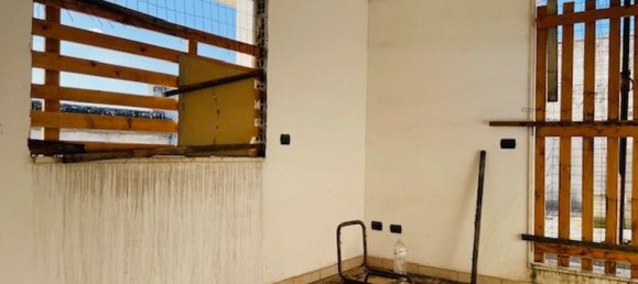 Дом с 5 комнатами в Сан Вито деи Норманни, Италия № 84134 9