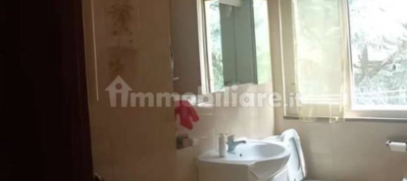 2-salle Appartement à Malnate, Italy No. 5435 5