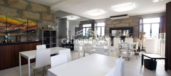 5 bedrooms House in Porto, Portugal No. 160519 7