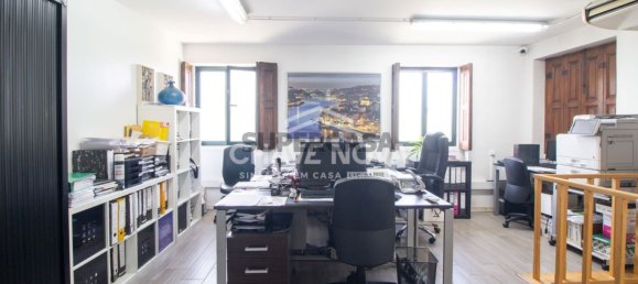 5 bedrooms House in Porto, Portugal No. 160519 18