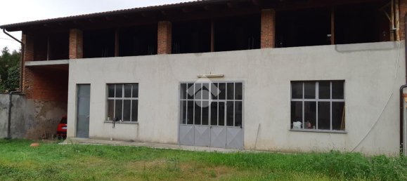 Casa de 5 habitaciónes en Montalenghe, Italy No. 18067 2