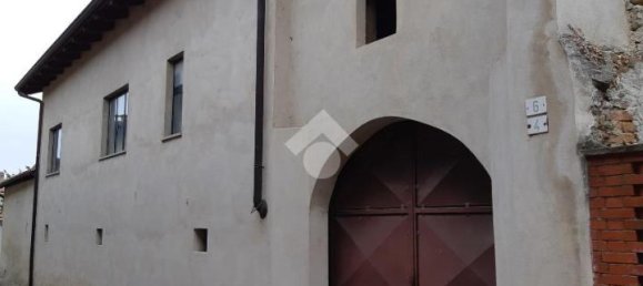 Casa de 5 habitaciónes en Montalenghe, Italy No. 18067 15