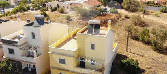 4 Schlafzimmer Haus in Pechao, Portugal, Nr. 93097 3