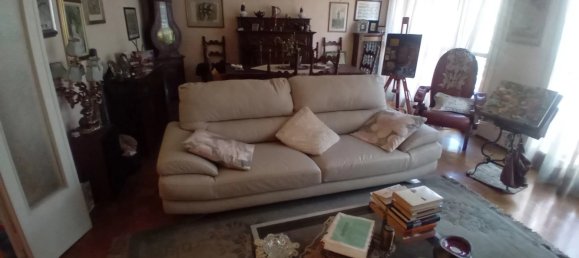 2 bedrooms Apartment in Turin, Italy No. 363242 2