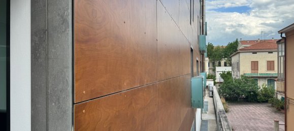 5 bedrooms Apartment in Giulianova, Italy No. 372331 33