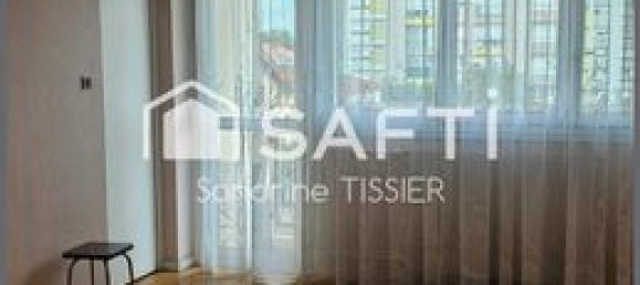 2 bedrooms Apartment in Luneville, France No. 311578 3