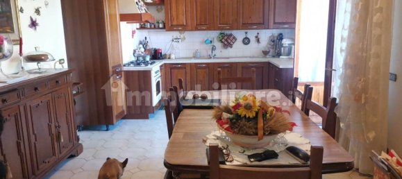 3 bedrooms Apartment in Asciano, Italy No. 149986 2