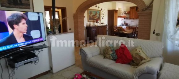 3 bedrooms Apartment in Asciano, Italy No. 149986 7