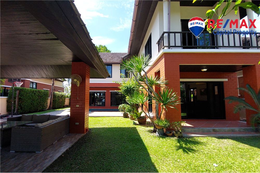 3 bedrooms Cafe / restaurant in Pattaya, Thailand No. 11817