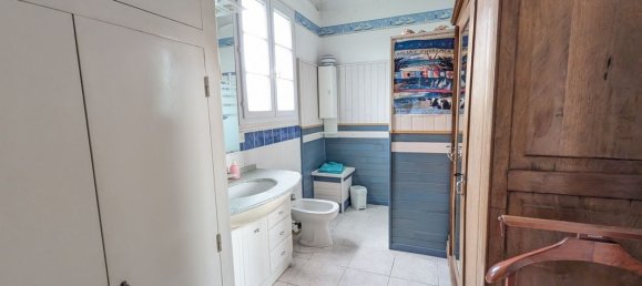 2 bedrooms House in Pornic, France No. 97592 10