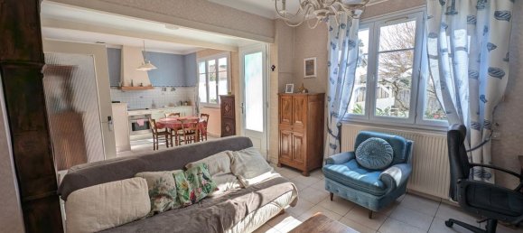 2 bedrooms House in Pornic, France No. 97592 4