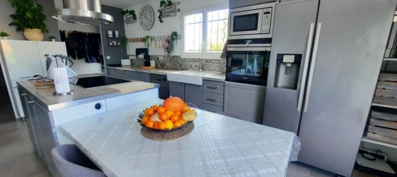 4 Schlafzimmer Haus in Autignac, France, Nr. 38059 9