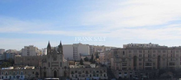 3 bedrooms Penthouse in Saint Julian's, Malta No. 3863 2