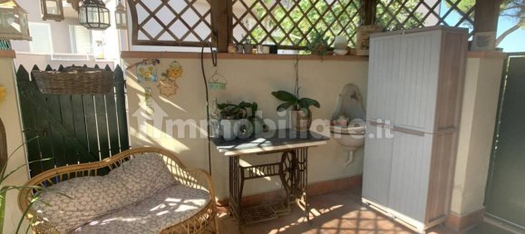 4 bedrooms House in Empoli, Italy No. 64855 8