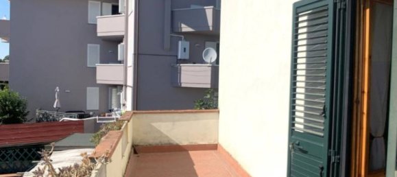 4 bedrooms House in Empoli, Italy No. 64855 32