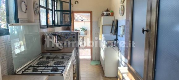 4 bedrooms House in Empoli, Italy No. 64855 17