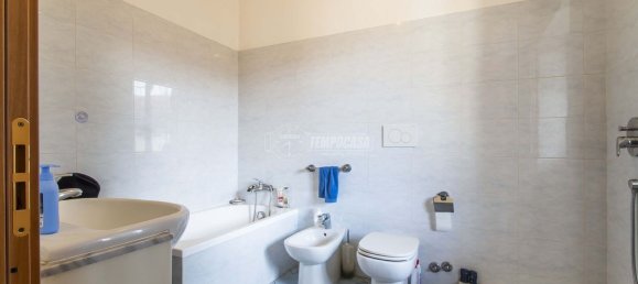 3 rooms Apartment in Cerro Maggiore, Italy No. 105706 11