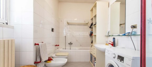 3 rooms Apartment in Cerro Maggiore, Italy No. 105706 16