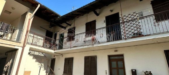 3 rooms Apartment in Cerro Maggiore, Italy No. 105706 20