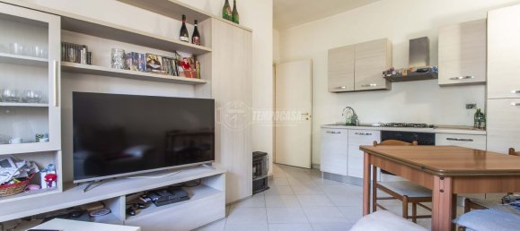3 rooms Apartment in Cerro Maggiore, Italy No. 105706 5